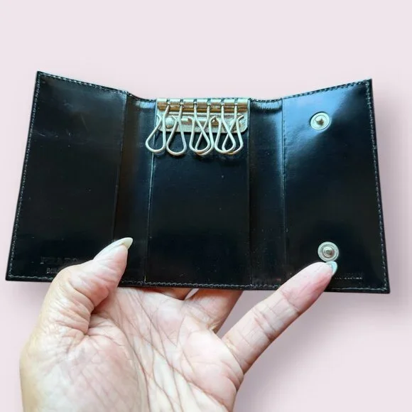 Authentic Prada Black Nylon Key Case w/ Box – NWOT - Picture 4 of 5